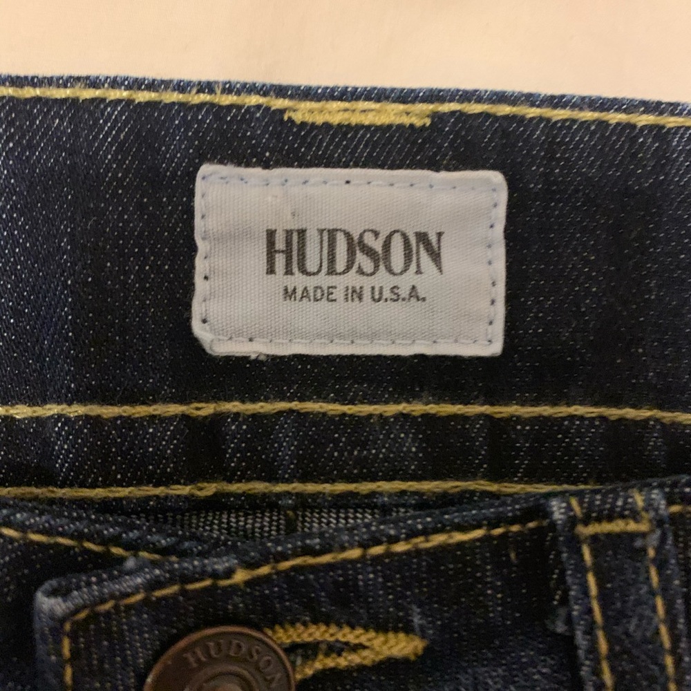 Hudson Jeans Midrise Signature Boot Cut dark wash Size 26, 32 inch inseam - Picture 4 of 8